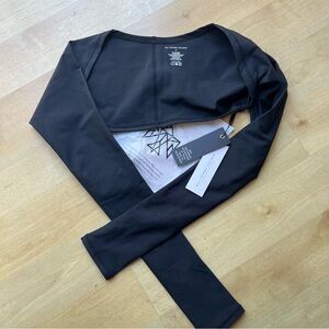 The ATG Sculpt Bolero - Butter Black M